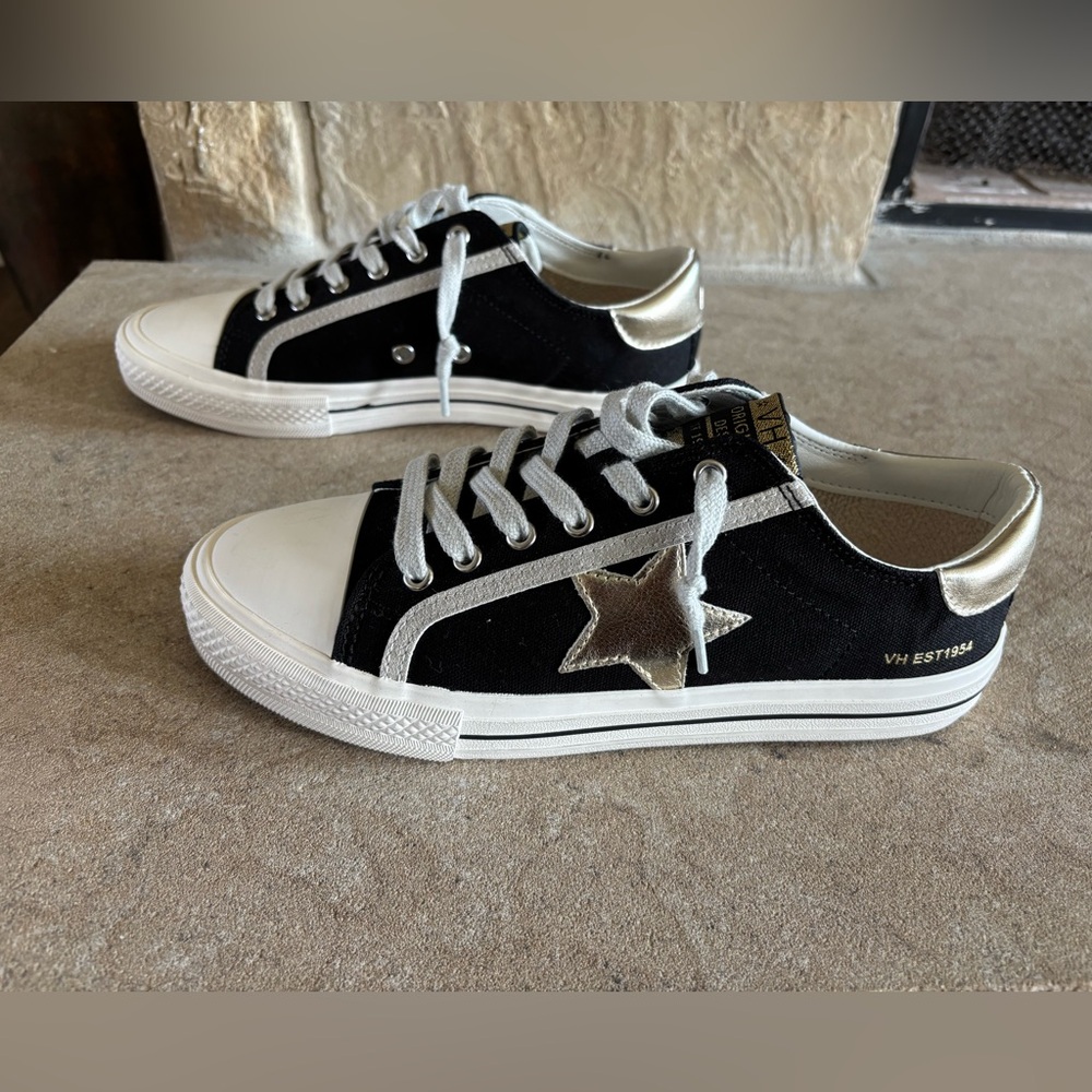 Vintage Havana Black Sneakers with gold star